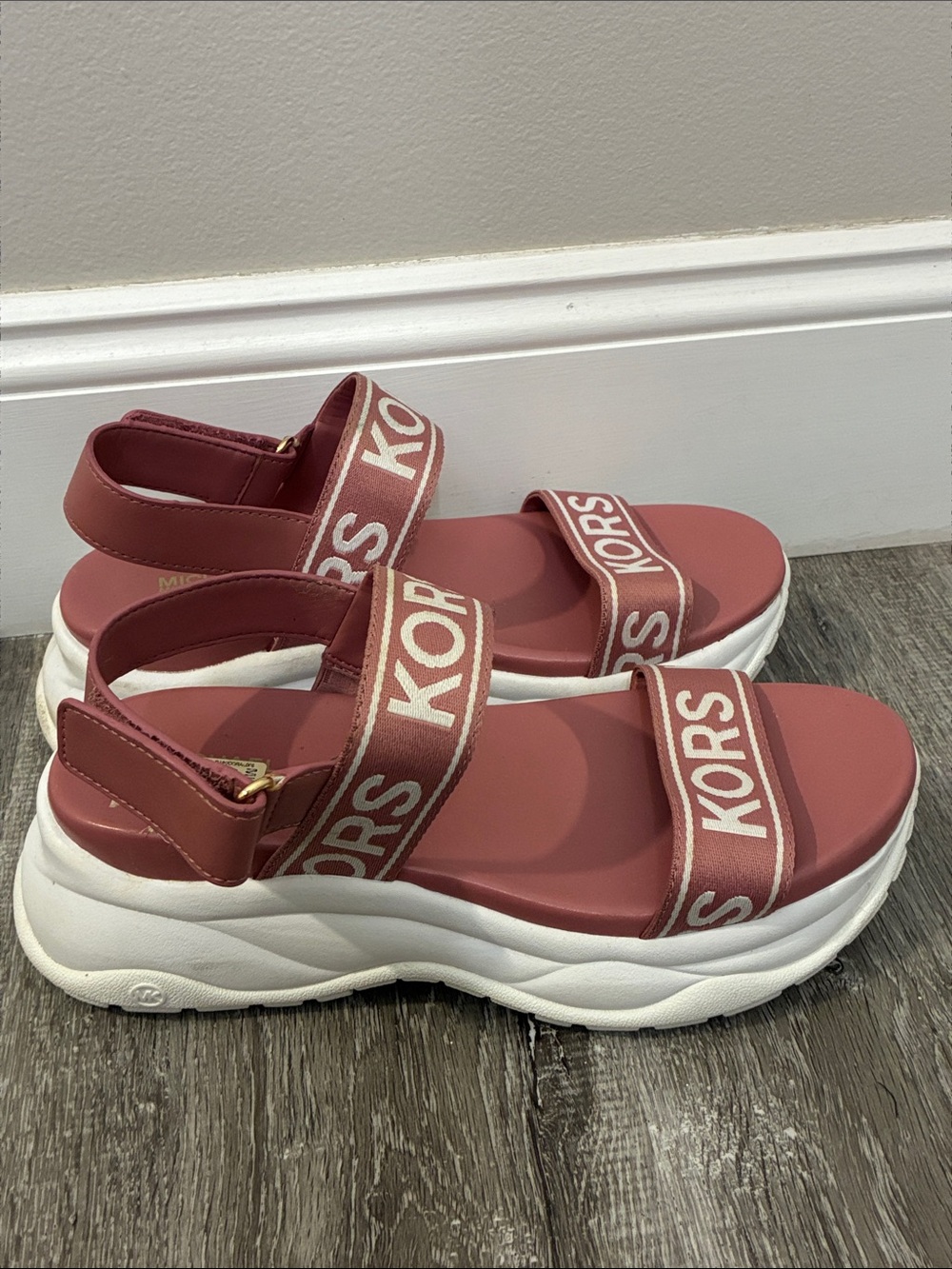 Michael Kors Pink Logo Strap Sandals Slide Slip On Rubber Sole Size 7